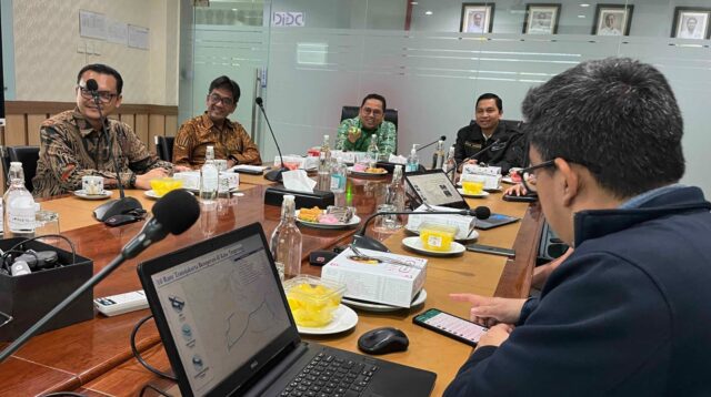 Walikota Tangerang Menghadiri Undangan PT. Transjakarta.