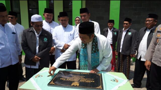 Walikota Tangerang Meresmikan Gedung MUI Kecamatan Batuceper.