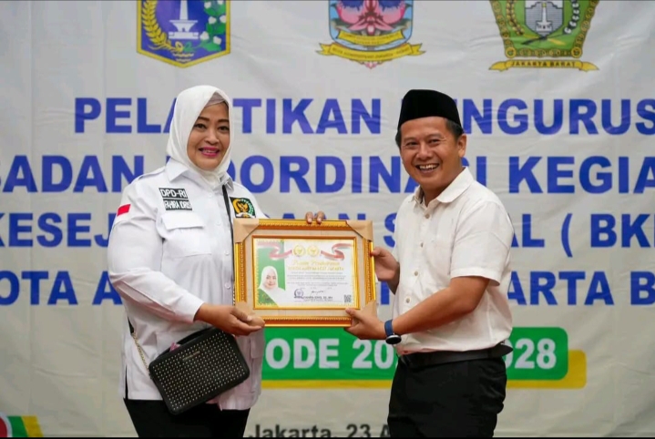 Asep Hamdi Dilantik Sebagai Ketua BKKKS Jakarta Barat Periode 2023-2028.