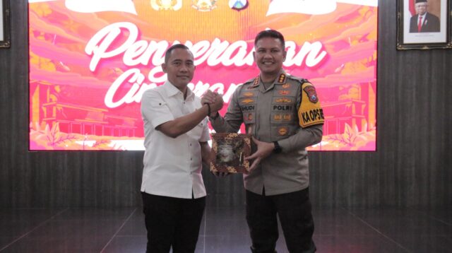 Dikunjungi Serdik Sespimti Polri Dikreg Ke-33 Ta. 2024 Kapolresta Malang Kota Paparkan Strategi Harkamtibmas.