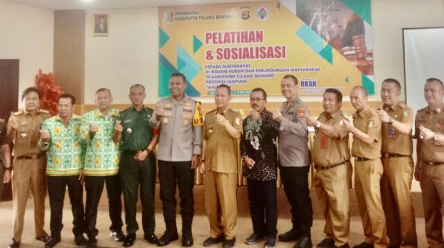 Pemkab Tulang Bawang Gelar Sosialisasi Penyuluhan Kepada Masyarakat di Bidang Hukum.