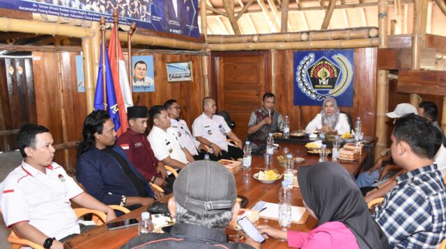 Pj Sekda Tubaba Bayana Kunjungi Kantor PWI Tubaba.