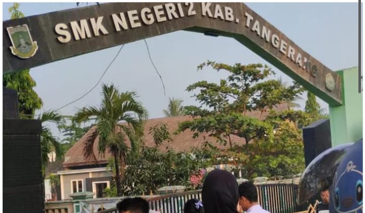 Barata Desak 152 Siswa SMKN 2 Kabupaten Tangerang Diduga Titipan Dianulir.