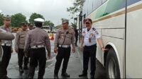 Demi Kondisi Aman bagi Penumpang, Kater Kalideres dan Kasat Lantas Polres Metro Jakarta Barat Lakukan Ramp Check