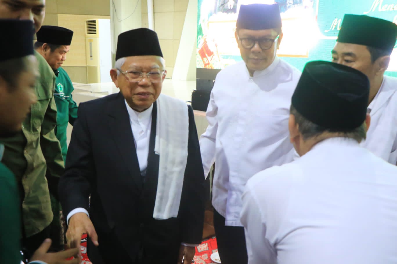 Wakil Wali Kota Tangerang Berbuka Puasa Bersama KH.Ma'ruf Amin.