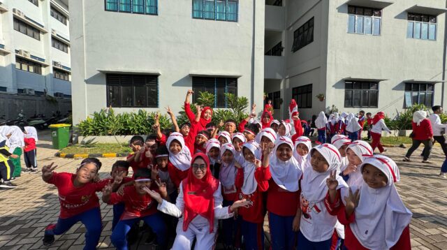 Meriahkan Hari Kemerdekaan RI, SDN Cengkareng Timur 18 Pagi Gelar Lomba Antar Siswa