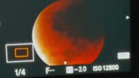 Fenomena Langka: Gerhana Bulan Total Hiasi Langit Malam Hari.
