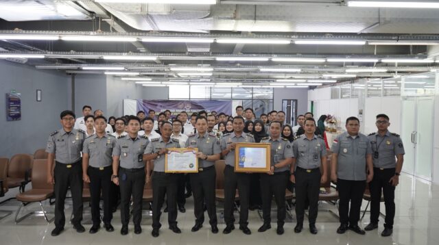 Imigrasi Cilegon Ukir Prestasi, Dinobatkan sebagai Satuan Kerja Terbaik Pelayanan Keimigrasian Tahun 2025 di Banten.