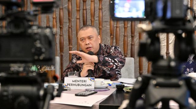 Menhub Dudy: Keselamatan Prioritas, Pencarian ATR 42-500 Dilakukan Tanpa Henti.
