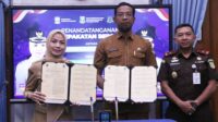 Pemkab Serang Teken Kerja Sama tentang LP2B Akses Tol RS Adhyaksa dengan DPUPR Banten.