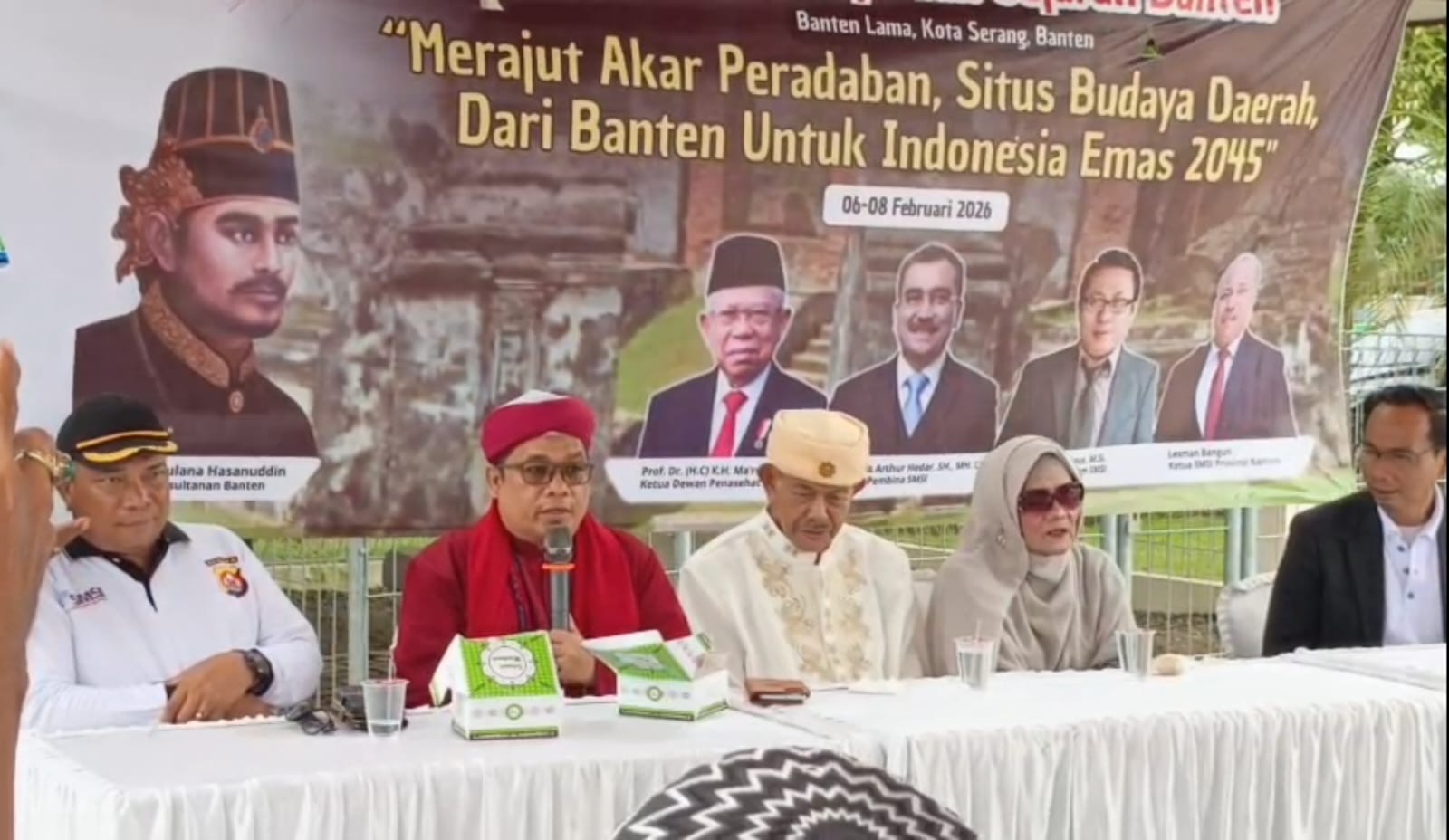 Penuh Kekhidmatan, KH Aby Muluk Pimpin Doa Keselamatan dan Kesuksesan HPN 2026 di Banten Lama.