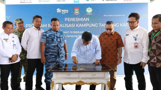 Bupati Tangerang Resmikan 110 Rumah Nelayan di Tanjung Kait.