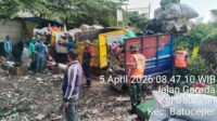 Koramil 02/Btc Bersama Warga Bersihkan Tumpukan Sampah