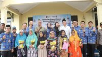 Bupati Serang Ratu Zakiyah Salurkan Bantuan 89 Ton Beras dan 17.984 Liter Minyak.
