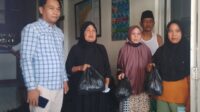 Penyaluran Bansos Beras dan Minyak Goreng bagi 1.808 KPM di Desa Pondok Kelor Berjalan Tertib