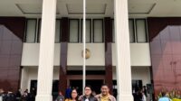 Anak Seorang Wartawan, Hizkia Raymond Sinaga S.H Gelar Pengambilan Sumpah Advokat