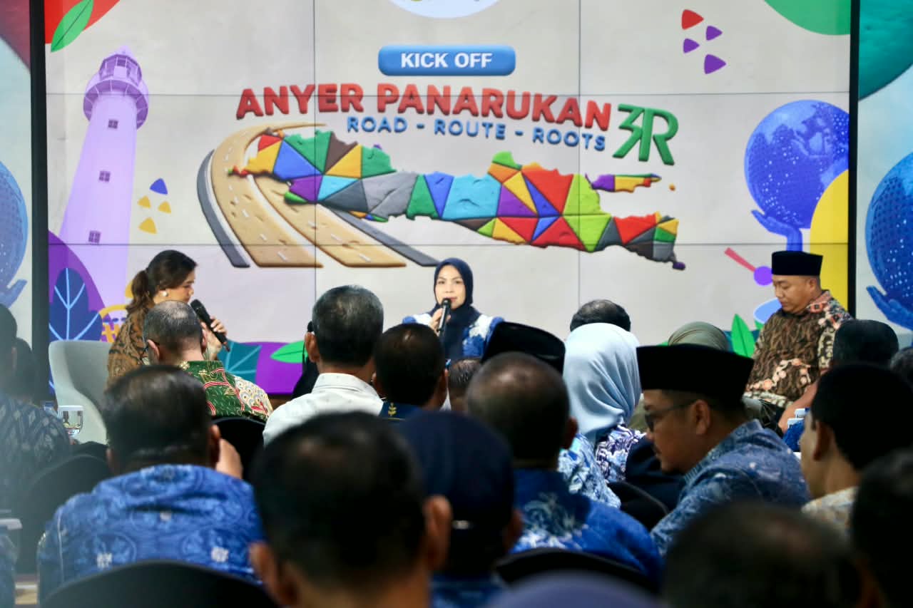 Bupati Serang Ratu Zakiyah dan Bupati Situbondo Resmi Kickoff Festival Anyer-Panarukan