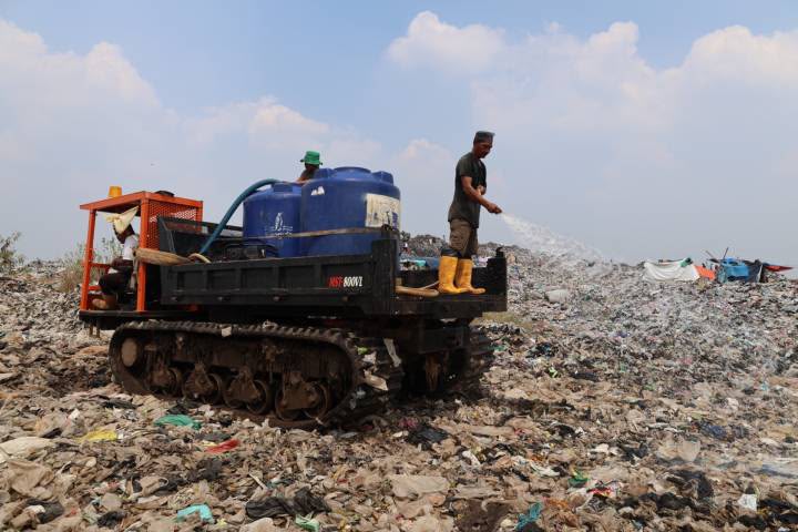 Cegah Kebakaran, TPA Rawa Kucing Perkuat Patroli 24 Jam dan Siagakan Alat Berat